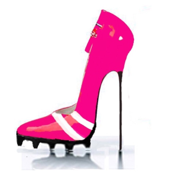 Profile Picture of Norma Alexander (@pink_stilettos) on Poshmark