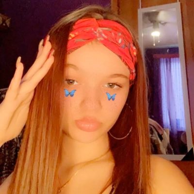 Profile Picture of Crissy Lambert (@christinalamb99) on Twitter