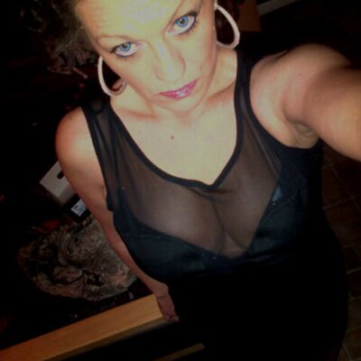 Profile Picture of Debbie John-Baptiste (@UKDebsy) on Twitter