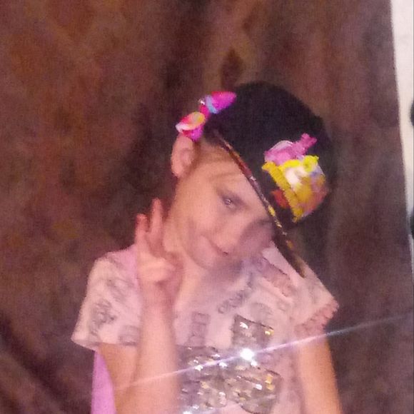 Profile Picture of Jeni Byrns (@jeni_byrns) on Poshmark