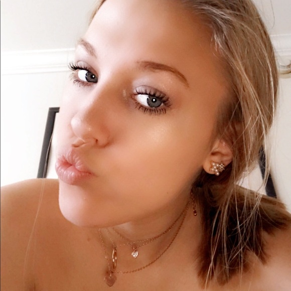 Profile Picture of Cassidy Dunnican (@cassidydunnican) on Poshmark