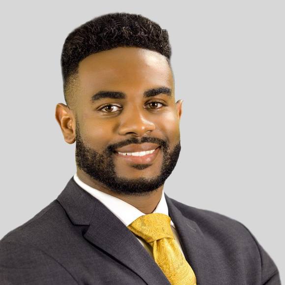 Profile Picture of Aaron Brewton (@dabrewt) on Poshmark