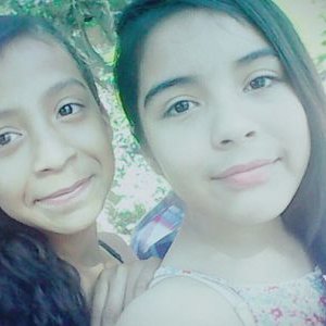 Profile Picture of Yesenia Caldera (@flor11yesenia) on Twitter