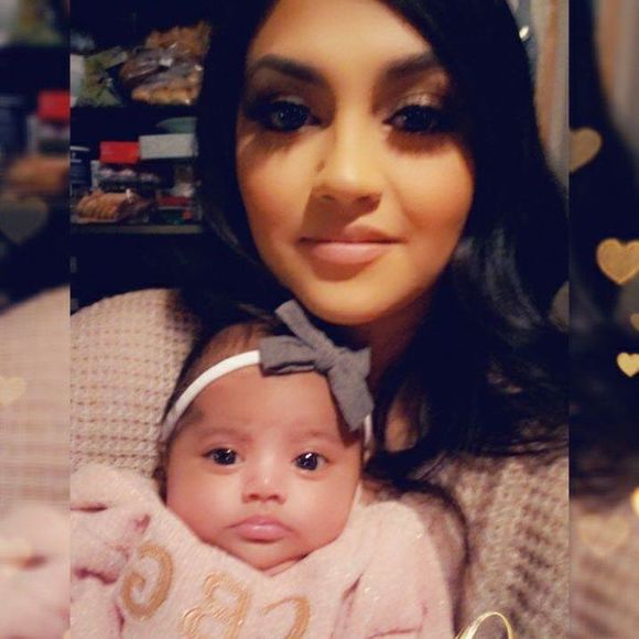 Profile Picture of Anna Borjas (@b2692) on Poshmark