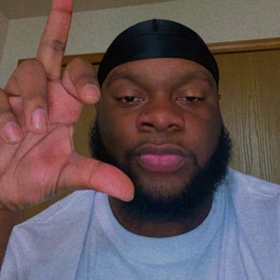 Profile Picture of TheeJaySanderson Twitter