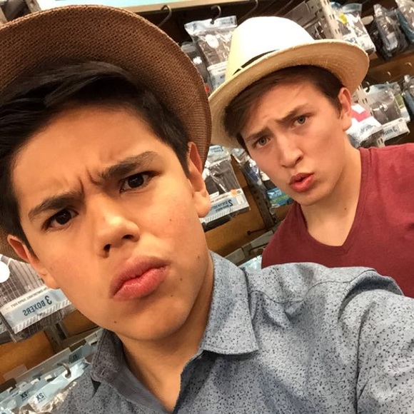 Profile Picture of Brian Miranda (@b_riley9) on Poshmark