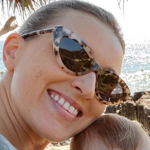 Tori Hannan - Poshmark Profile Picture of Tori Hannan (@tori_hannan) on Poshmark