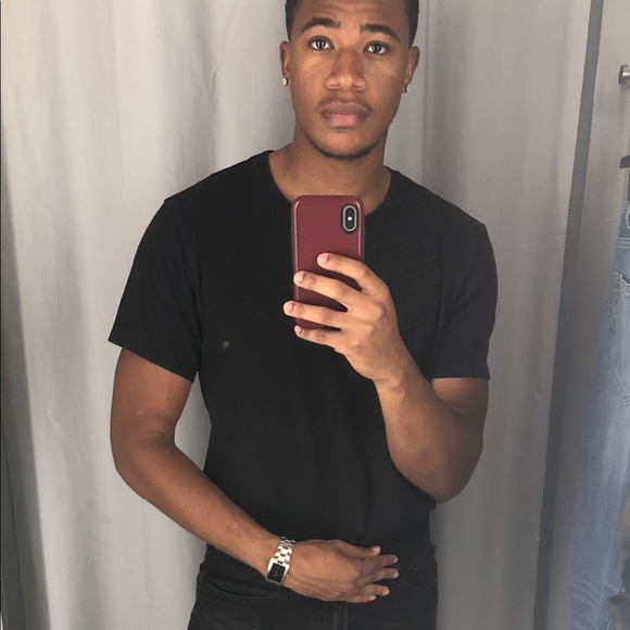 Profile Picture of Tyriek Mccrimmon (@tyriek_m) on Poshmark