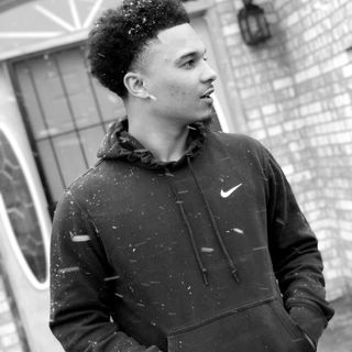 Profile Picture of Kaleb Mclain (@kaleb.mclain.90) on Facebook