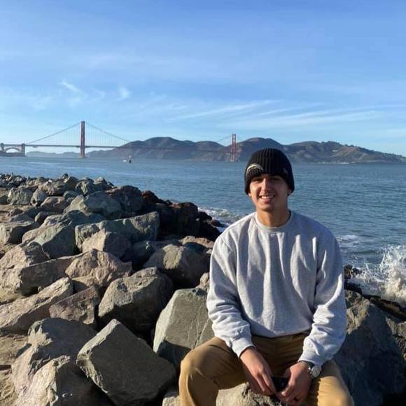 Profile Picture of Gabriel Rivera (@gabrielipatzi) on Poshmark