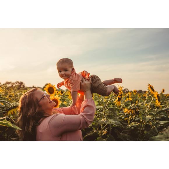 Profile Picture of Lindsey Slabach (@lindseyslabach) on Poshmark