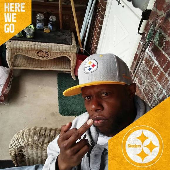 Gillie Gil - Poshmark Profile Picture of Gillie Gil (@therealbobbybob) on Poshmark