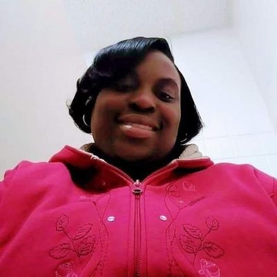 Profile Picture of Leah Parsley (@parsley_leah) on Twitter