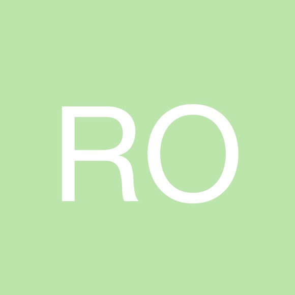 Profile Picture of Robert Ohanrahan (@itslilchickbih) on Poshmark