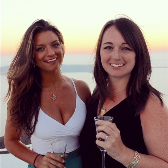Profile Picture of Emily Zambetti (@emzambetti) on Poshmark