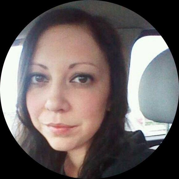 Profile Picture of Edee Gromme (@edeegromme) on Poshmark