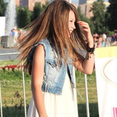 Profile Picture of Raelynn Thomas (@RaelynnThomas6) on Twitter