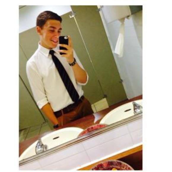 Profile Picture of Brandon Chianelli (@bchianelli) on Poshmark