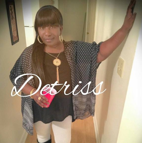 Profile Picture of Detriss Winslow (@dee1022) on Poshmark