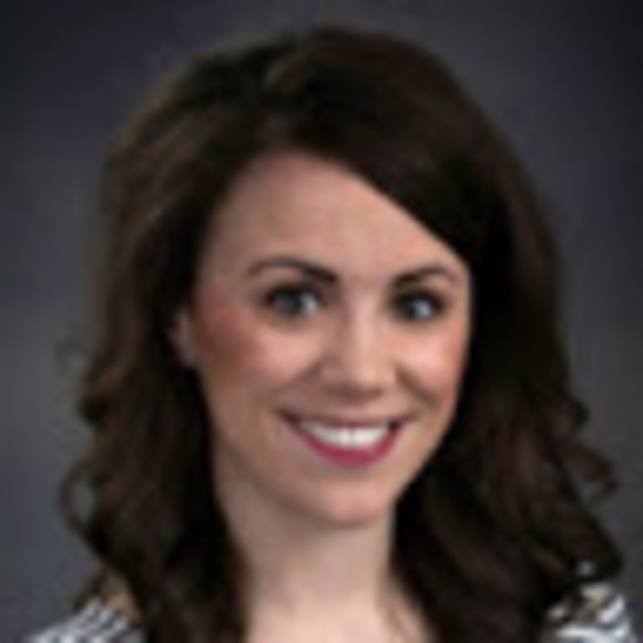 Profile Picture of Rae Jones (@raejones336) on Poshmark