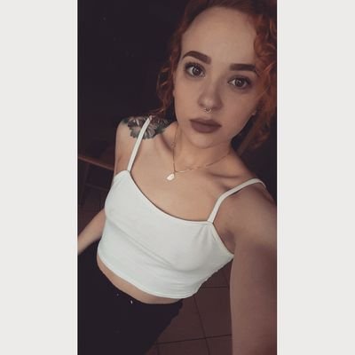 Profile Picture of Kodaj Eszti (@kodajeszti) on Twitter