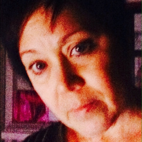 Profile Picture of Norma Rivera (@kapcitwo) on Poshmark