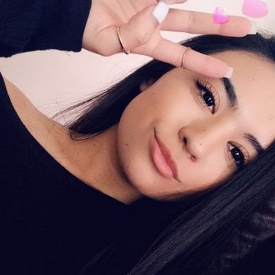 Profile Picture of Mary Halliburton (@maryyy_ch) on Twitter