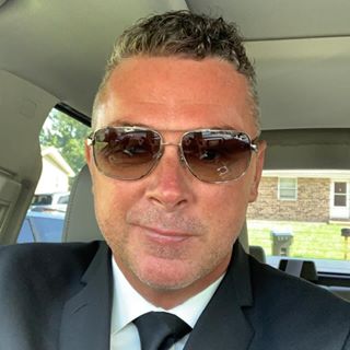 Profile Picture of James Robert (@James-Robert) on Facebook