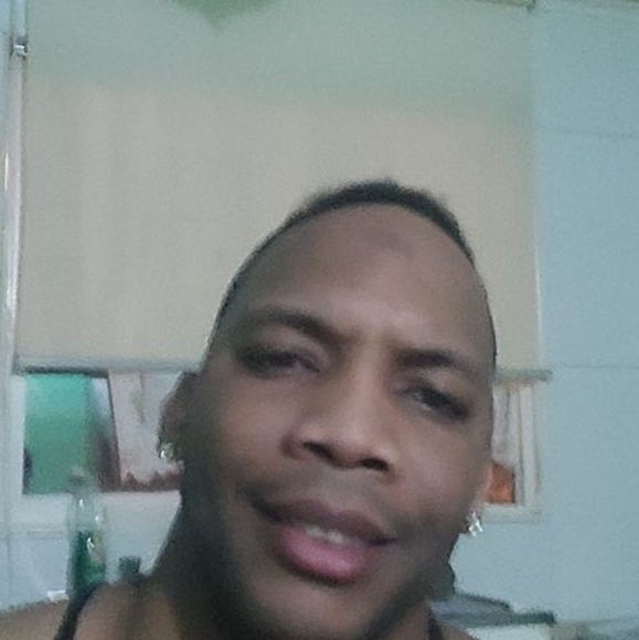 Profile Picture of Orlando Cairo (@orlandocairo71) on Poshmark