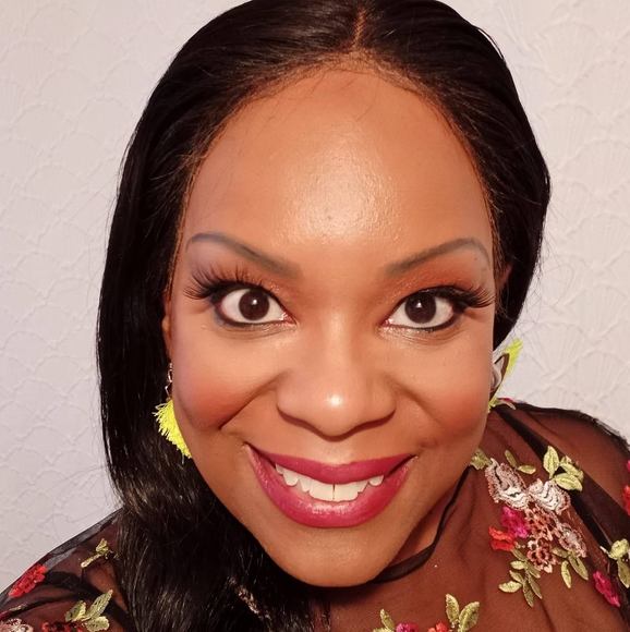 Profile Picture of Jeanine Wilson stewart (@irisraqs) on Poshmark