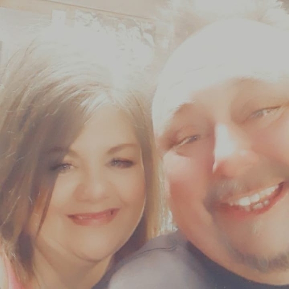 Profile Picture of Lori Messingschlager-poore (@lpoore02) on Poshmark