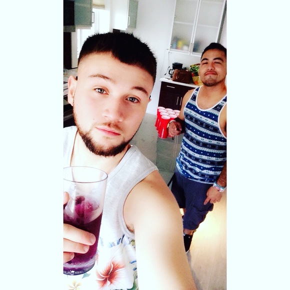 Profile Picture of Denny Ramirez (@denson1022) on Poshmark