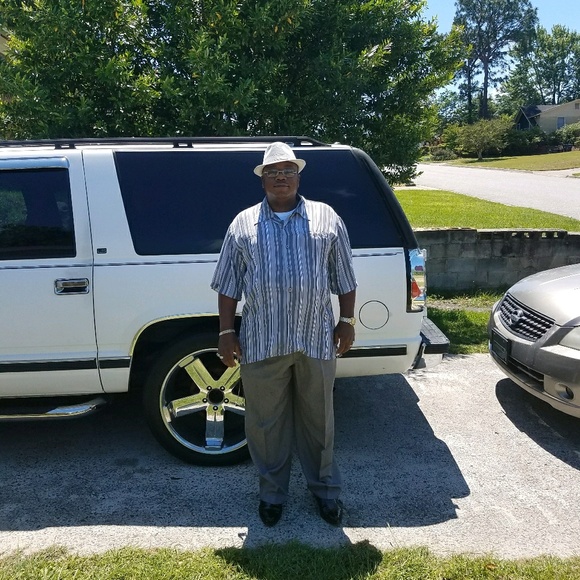 Profile Picture of James Harvey (@cowboymania53) on Poshmark