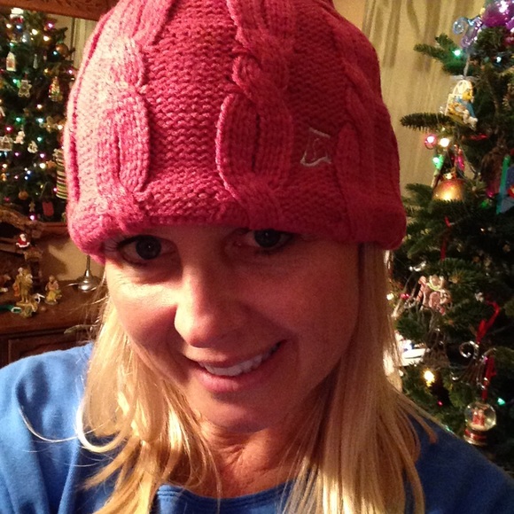Profile Picture of Jo Linkner (@joli1127) on Poshmark