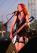 Profile Picture of Susanna Hoffs - Wikipediaon Wikipedia