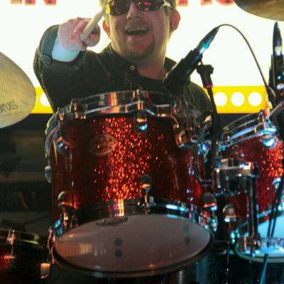 Profile Picture of Cal Neal (@cal_drums) on Twitter