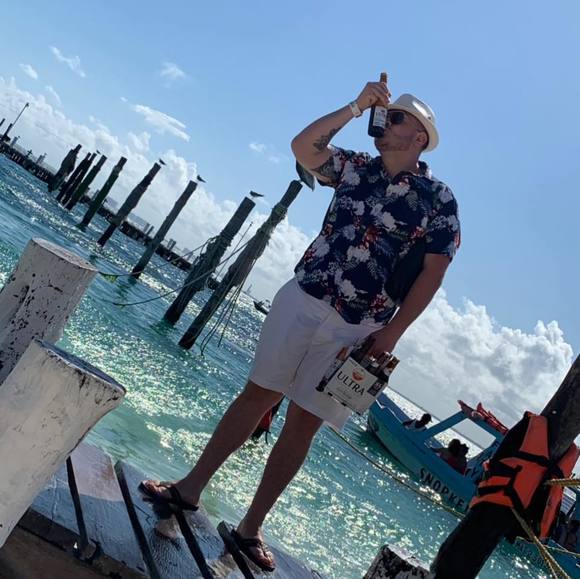 Profile Picture of Bruno Carmona rivera (@brunocarmona) on Poshmark