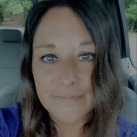 Profile Picture of Julie Smith (@julieturzinski) on Pinterest
