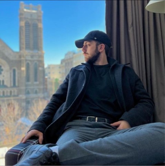 Profile Picture of Jason Larche (@spyoptic69) on Poshmark