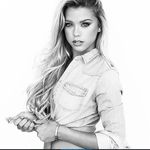 Profile Picture of Kaylyn Slevin (@lifeofkayslev) on Instagram