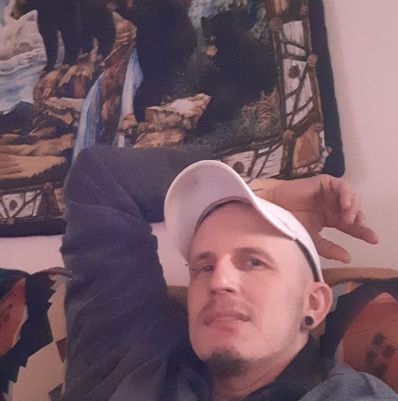 Profile Picture of Danny Timmons (@dannytimmons) on Poshmark