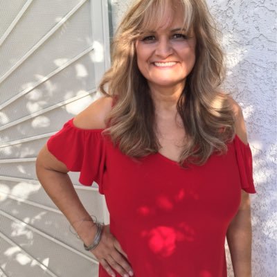 Profile Picture of Theresa Lange (@TheresaLange10) on Twitter