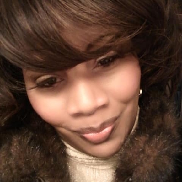 Profile Picture of Jeanetta Walker (@walkerjeanetta) on Poshmark