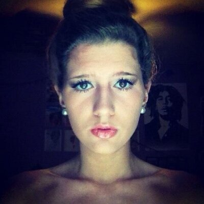 Profile Picture of Kelsey W. Stunner (@wendy21738028) on Twitter