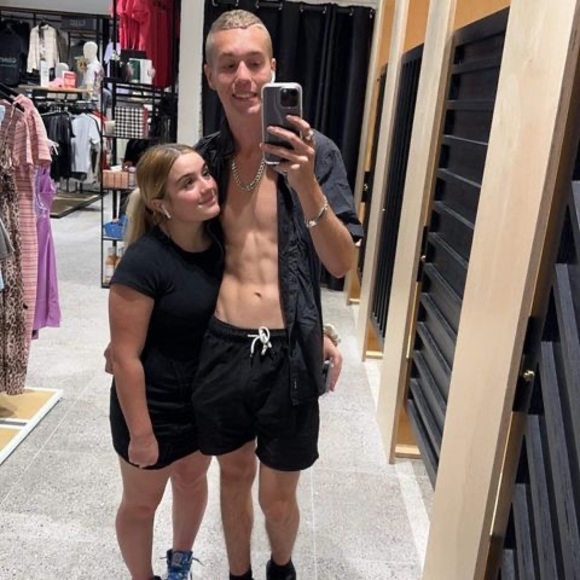 Profile Picture of Lana Stockton (@lanaforbes911) on Poshmark