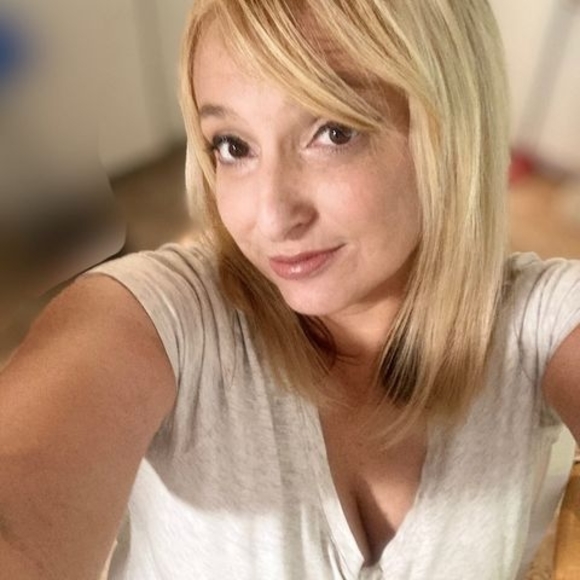 Profile Picture of Sherry Capone (@slcapone3) on Poshmark