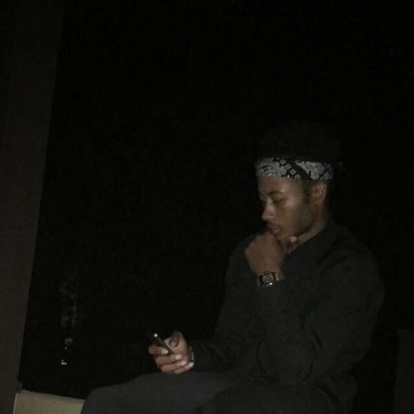 Profile Picture of Alphonso Tollette (@phonzo) on Poshmark