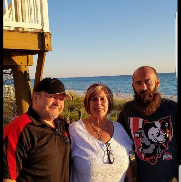 Profile Picture of Justin Roush (@spike420jr) on Poshmark