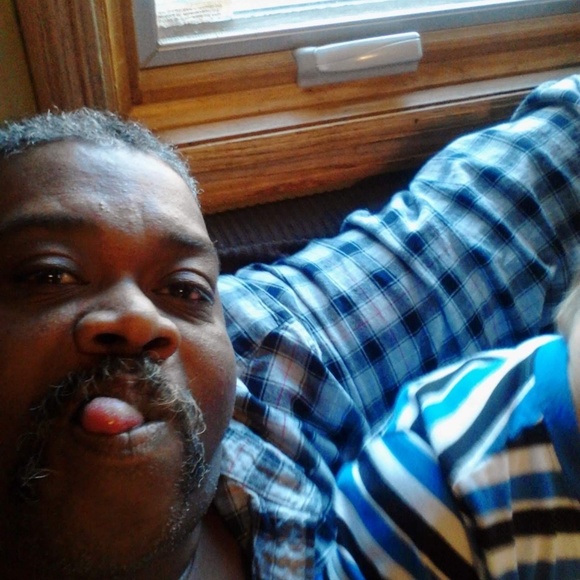 Profile Picture of Jonathan Brent (@jnbrent60) on Poshmark