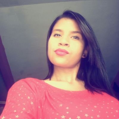 Profile Picture of Diana Calzada (@AndreinaCalzada) on Twitter